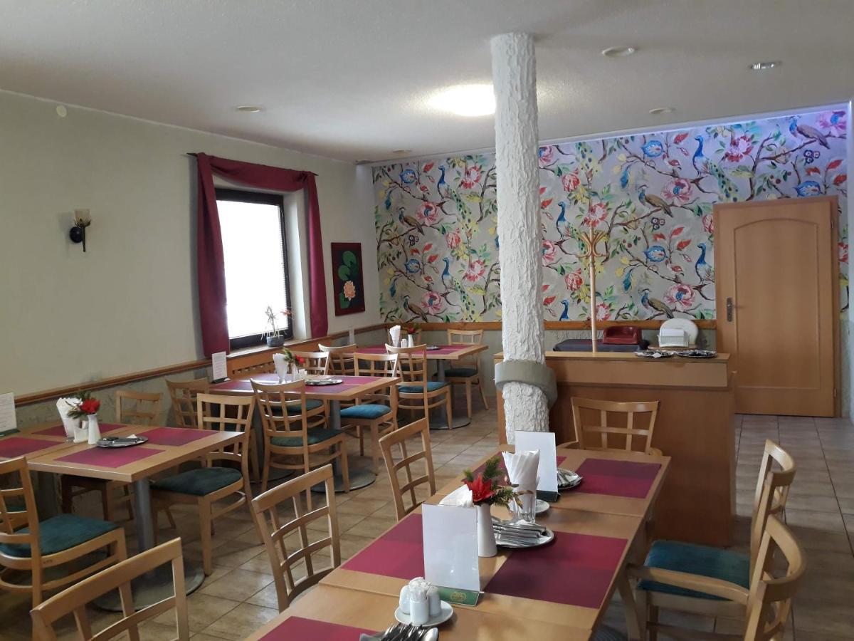 Penzion Fantasy - restaurant Lipník nad Bečou Esterno foto
